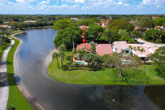 5608 Amersham Way, Boca Raton, FL 33486