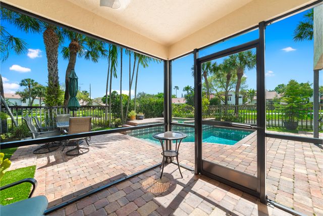 5608 Amersham Way, Boca Raton, FL 33486