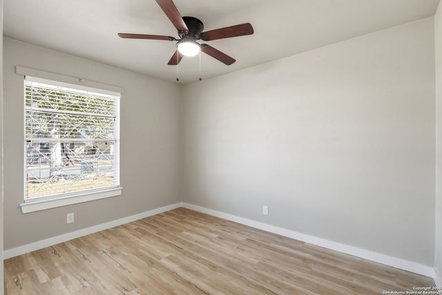 7326 Glen Brk, San Antonio, TX 78239