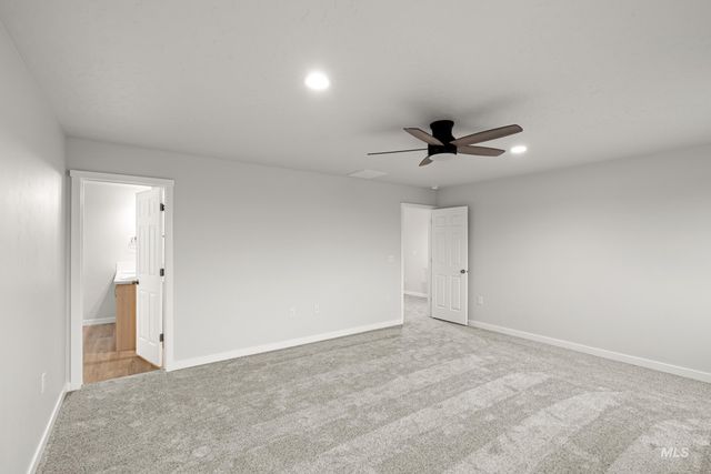 7106 E Shields Dr, Nampa, ID 83687