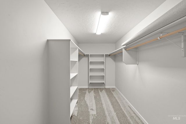 7106 E Shields Dr, Nampa, ID 83687