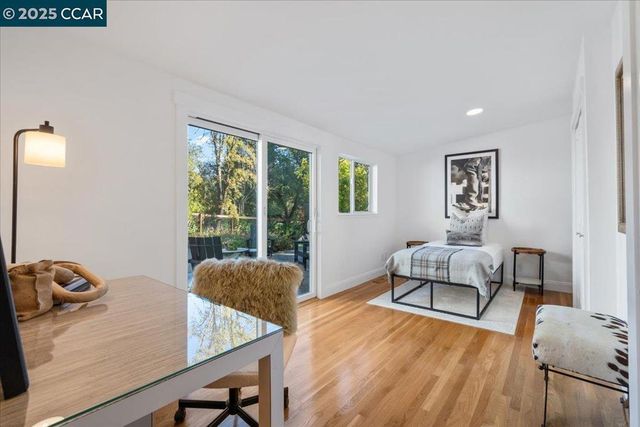 19 Valley View Dr, Orinda, CA 94563