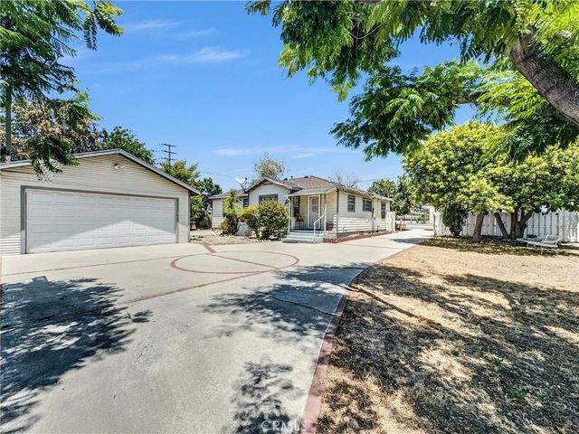 9530 Benson, Montclair, CA 91763