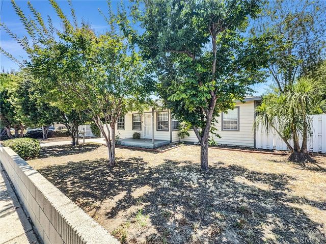 9530 Benson, Montclair, CA 91763