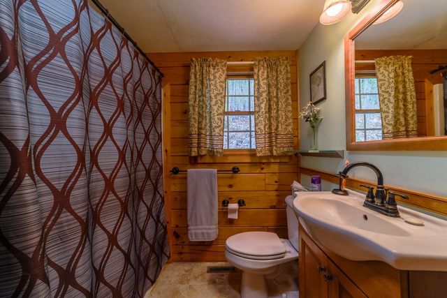 1461 Summer Street, Bristol, NH 03222