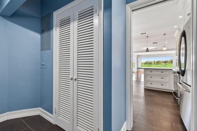 1102 N Golfview Road, Lake Worth Beach, FL 33460