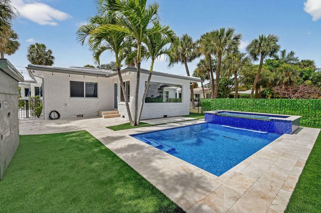 1102 N Golfview Road, Lake Worth Beach, FL 33460