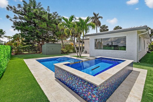 1102 N Golfview Road, Lake Worth Beach, FL 33460