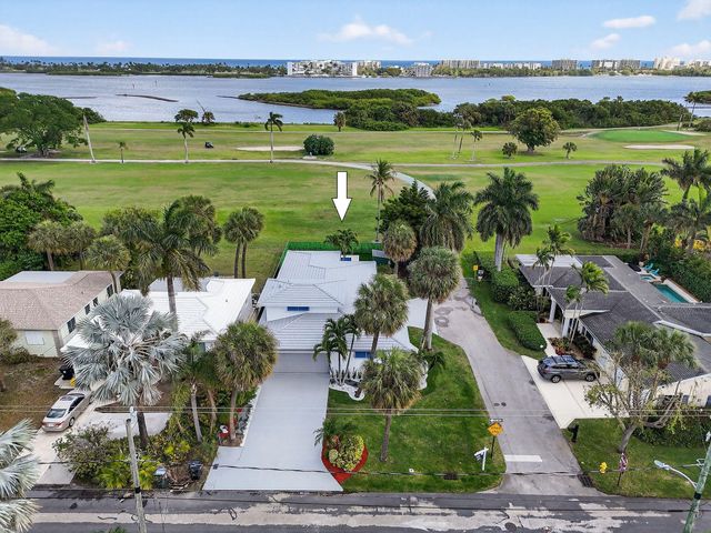 1102 N Golfview Road, Lake Worth Beach, FL 33460
