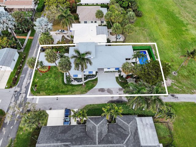 1102 N Golfview Road, Lake Worth Beach, FL 33460