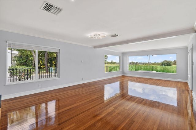 1102 N Golfview Road, Lake Worth Beach, FL 33460