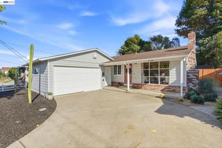 2748 Cryer St, Hayward, CA 94545