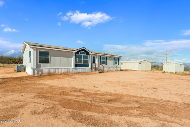 232 N WILDCAT Place, Benson, AZ 85602