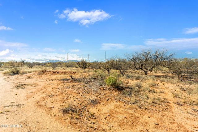 232 N WILDCAT Place, Benson, AZ 85602