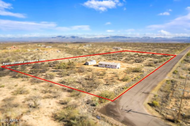 232 N WILDCAT Place, Benson, AZ 85602