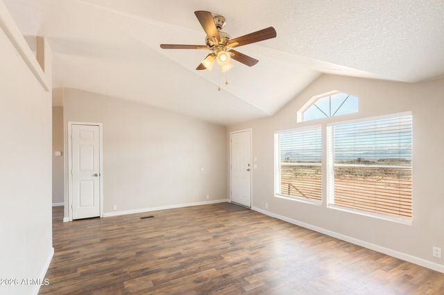 232 N WILDCAT Place, Benson, AZ 85602