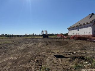 3263 W 133rd Terrace, Leawood, KS 66209