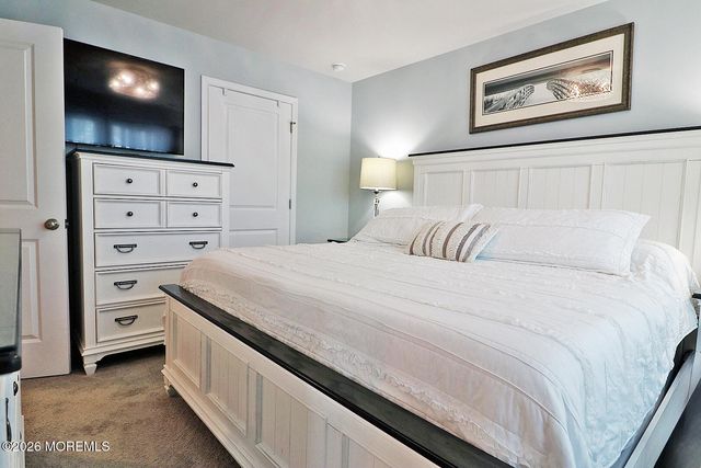 16 Baybreeze Drive, Waretown, NJ 08758