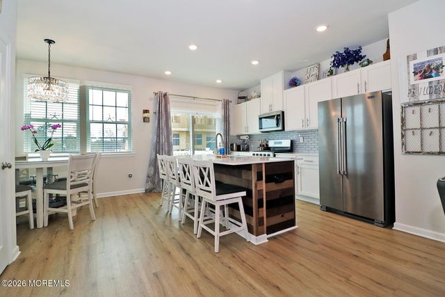 16 Baybreeze Drive, Waretown, NJ 08758