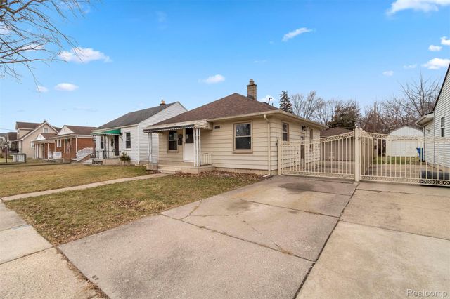 5939 Robindale Avenue, Dearborn Heights, MI 48127