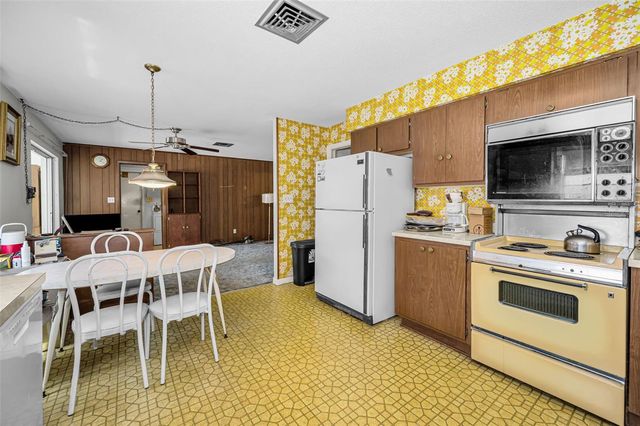 2241 JAFFA PLACE, Clearwater, FL 33764