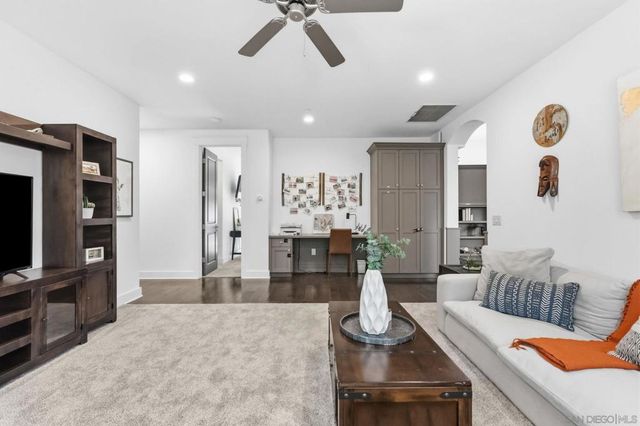 18375 Bernardo Trails Ct, San Diego, CA 92128