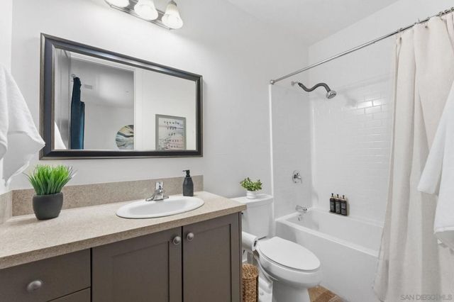 18375 Bernardo Trails Ct, San Diego, CA 92128