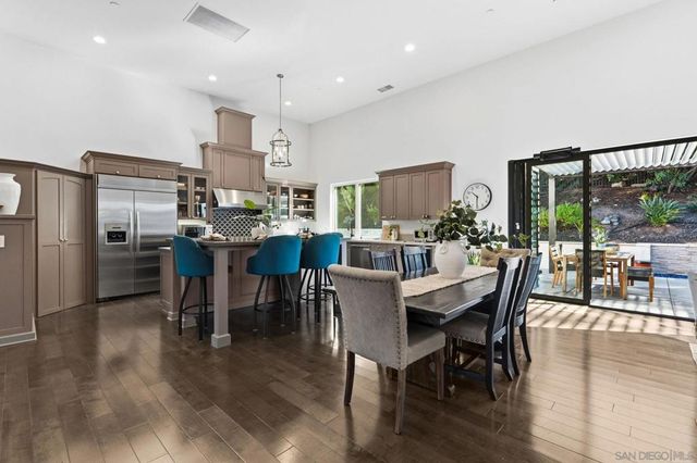 18375 Bernardo Trails Ct, San Diego, CA 92128