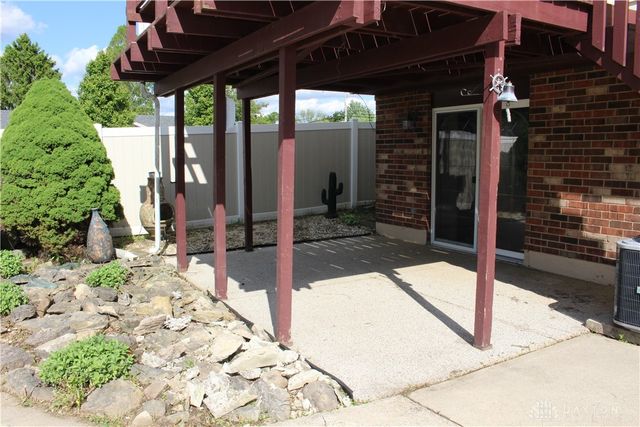 7031 Union Schoolhouse Road, Riverside, OH 45424