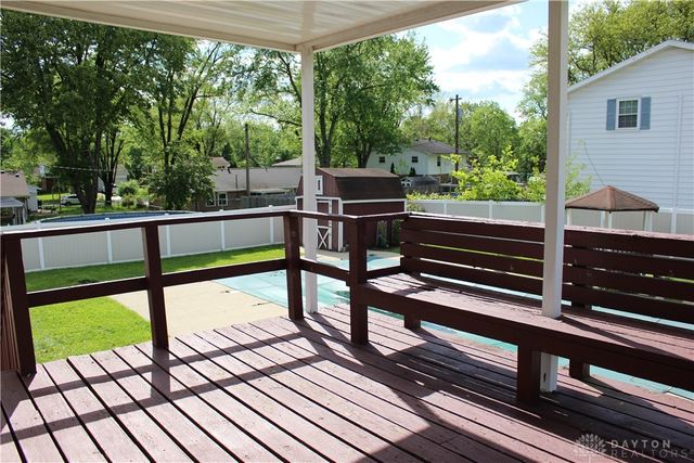 7031 Union Schoolhouse Road, Riverside, OH 45424