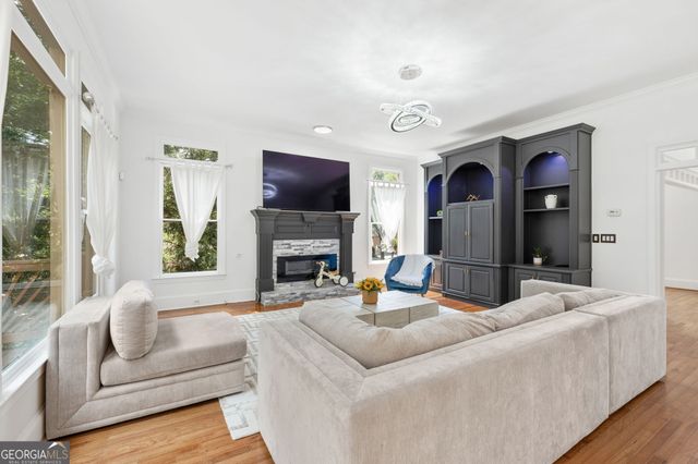 5170 Deerlake Drive, Alpharetta, GA 30005