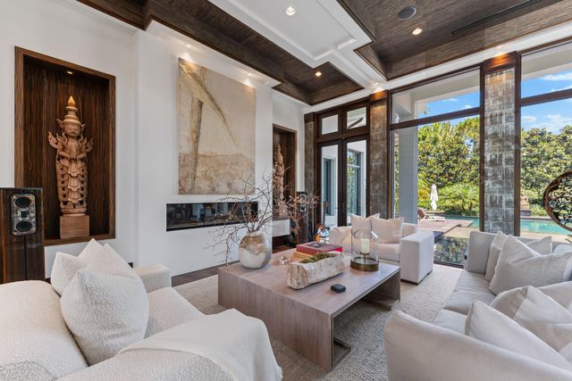 232 Bears Club Drive, Jupiter, FL 33477