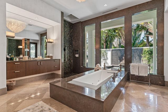 232 Bears Club Drive, Jupiter, FL 33477