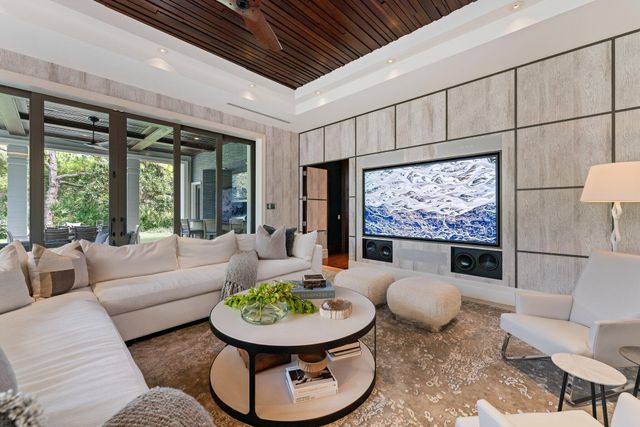 232 Bears Club Drive, Jupiter, FL 33477