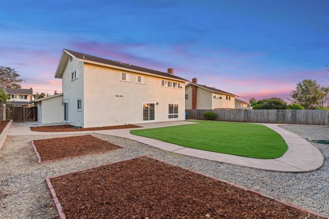 6040 Dirac St, San Diego, CA 92122