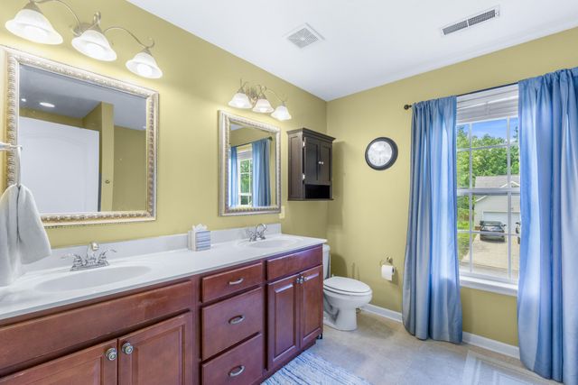 5585 Sarah Drive, Ooltewah, TN 37363