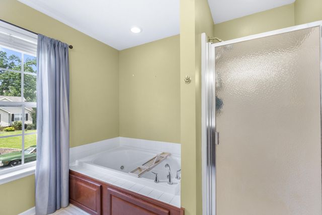5585 Sarah Drive, Ooltewah, TN 37363