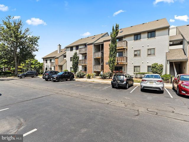 2010 RAVENS CREST, Plainsboro, NJ 08536