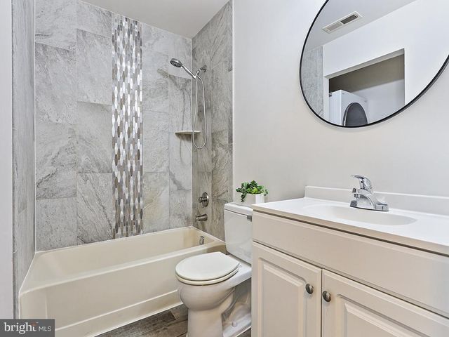 2010 RAVENS CREST, Plainsboro, NJ 08536