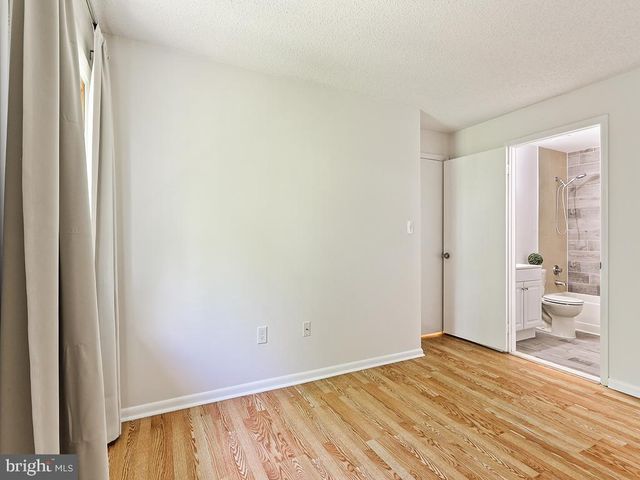 2010 RAVENS CREST, Plainsboro, NJ 08536