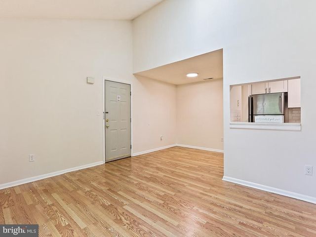 2010 RAVENS CREST, Plainsboro, NJ 08536