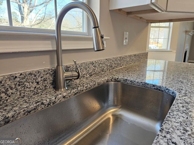 7155 Hummingbird Lane, Winston, GA 30187