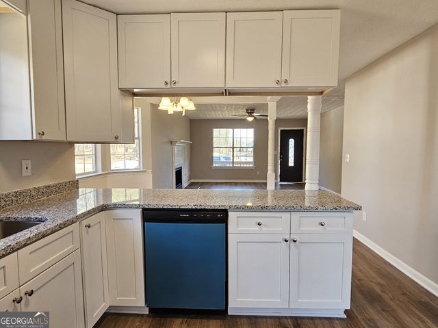 7155 Hummingbird Lane, Winston, GA 30187