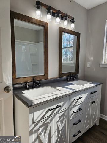 7155 Hummingbird Lane, Winston, GA 30187