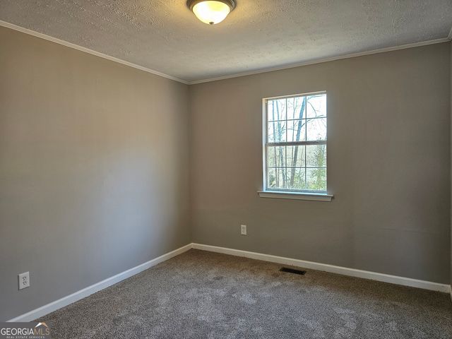 7155 Hummingbird Lane, Winston, GA 30187