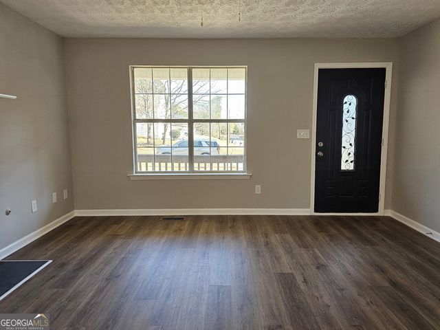 7155 Hummingbird Lane, Winston, GA 30187