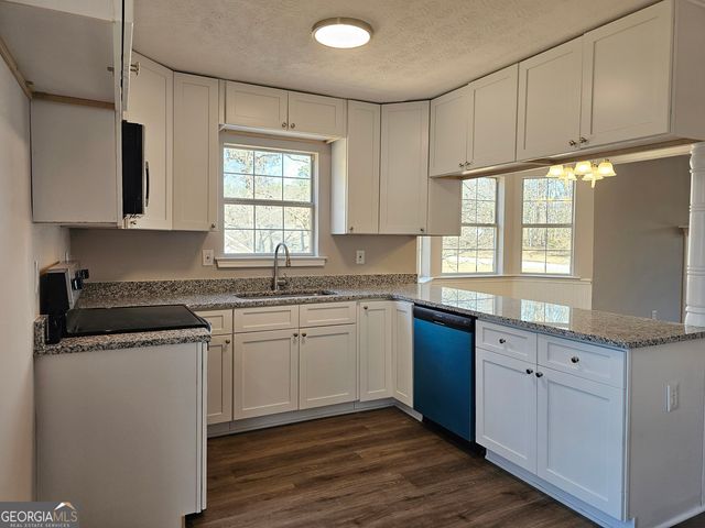 7155 Hummingbird Lane, Winston, GA 30187