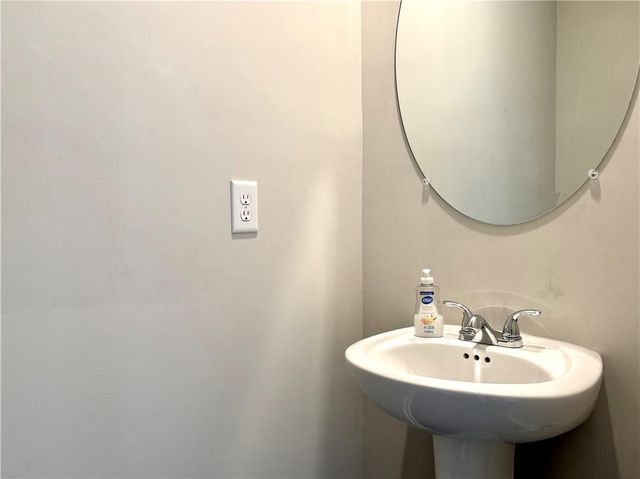 6085 Bay Point Cove, Flowery Branch, GA 30542