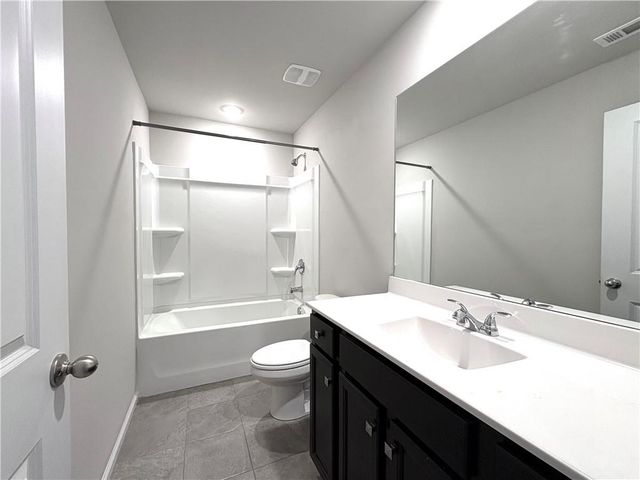 6085 Bay Point Cove, Flowery Branch, GA 30542