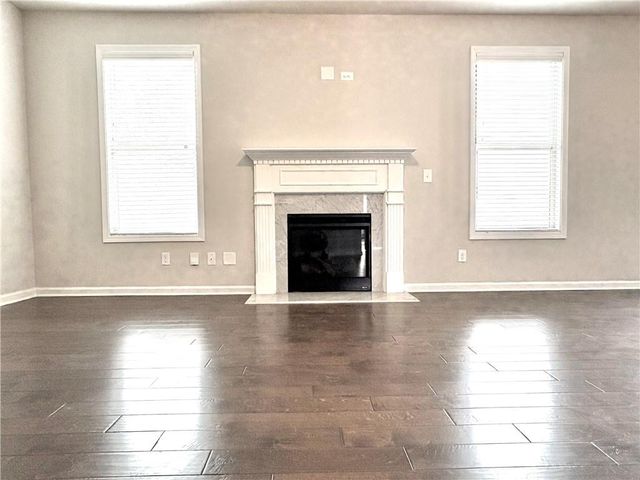 6085 Bay Point Cove, Flowery Branch, GA 30542